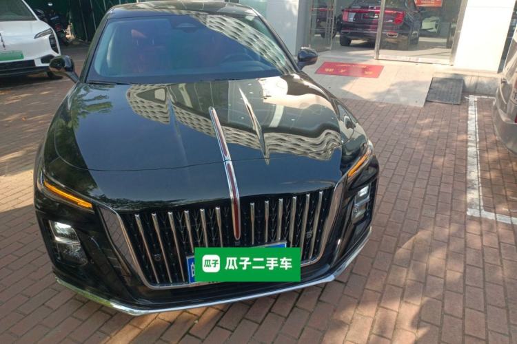 Used Hongqi H5 2025 2.0T Automatic Flag Edition – 500 000 Units Commemorative Version
