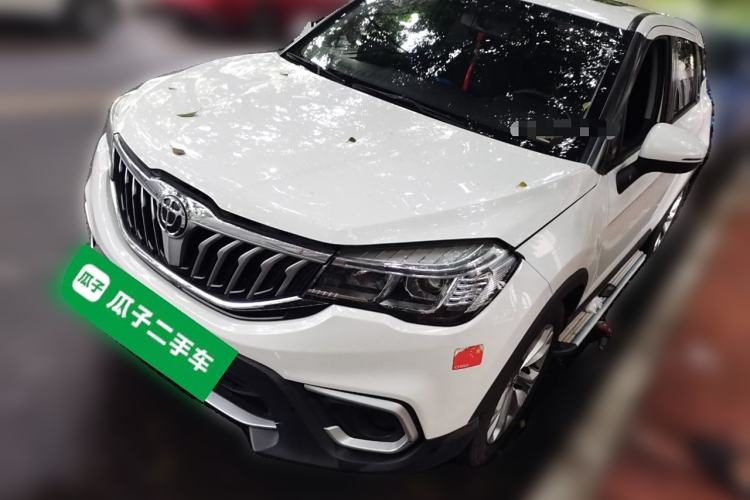 Used Brilliance V3 2020 1.6L Manual Comfort Starry Edition