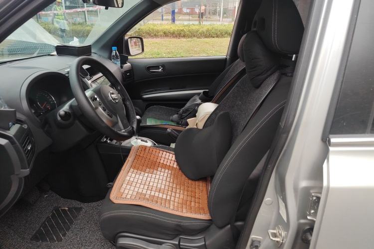 Used Dongfeng Fengdu MX6 2015 2.0L CVT All-Wheel-Drive All-in-One Version
