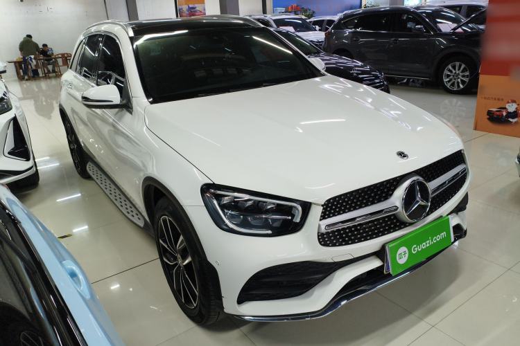 Used Mercedes-Benz GLC 2022 GLC 260 L 4MATIC Luxury Model Front Right 45 Deg