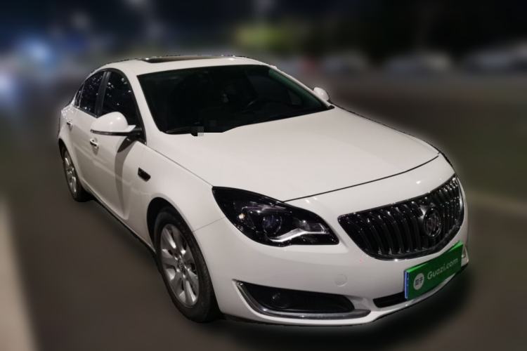 Used Buick Regal 2015 1.6T Elite Tech Model Front Right 45 Deg