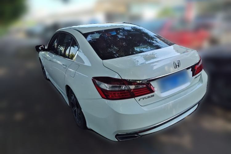 Used Honda Accord 2016 2.0L Comfort Edition
