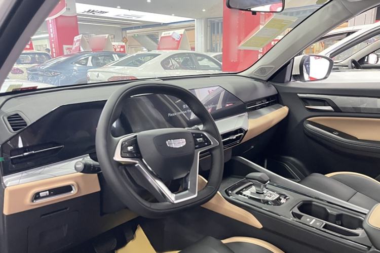 Used Geely Auto Haoyue PRO 2024 1.5T DCT Ultimate Edition Interior 1