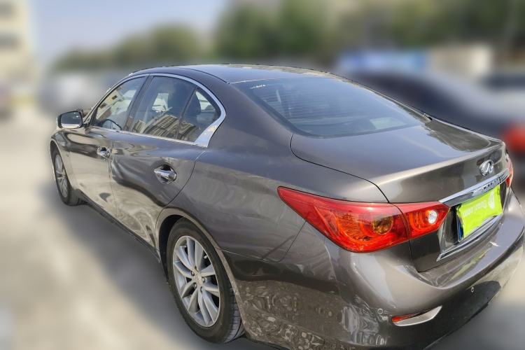 Used Infiniti Q50 2014 2.0T Luxury Edition

