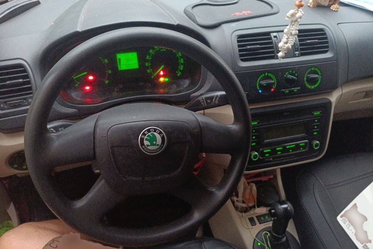 Used Skoda Fabia 2012 1.4L Automatic Crystal Edition