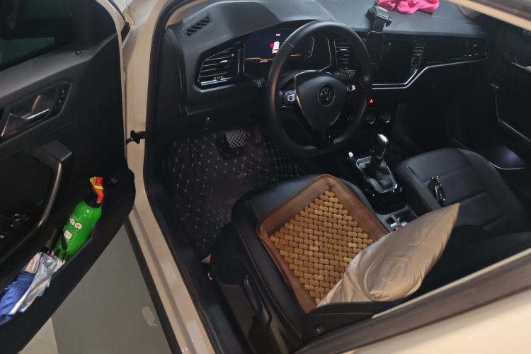 Used Volkswagen T-ROC 2021 Revised Version 280TSI DSG Two-Wheel Drive Elite Connect Edition Driver Seat