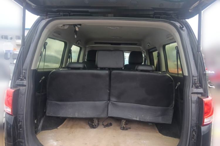 Used JAC Refine M4 2016 2.0L Manual Luxury Version Trunk