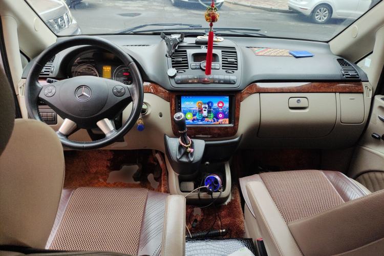 Used Mercedes-Benz Viano 2013 3.0L Navigator Edition