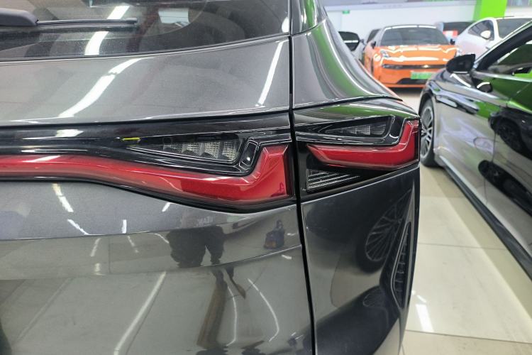 Used CHANGAN OSHAN Z6 New Energy 2022 Blue Whale iDD 150KM Flagship PLUS Smart Parking Edition