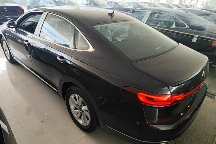 Used Volkswagen Passat New Energy 2025 430 PHEV Hybrid Business Edition Rear Left 45 Deg