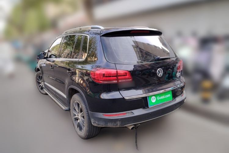 Used Volkswagen Tiguan 2016 300TSI Automatic All-Wheel Drive Luxury Edition Rear Left 45 Deg