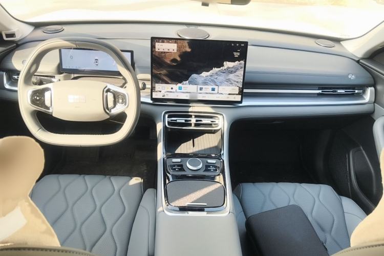 Used Geely Galaxy Galaxy A7 2025 Model EM-i 150km Long-Distance Edition