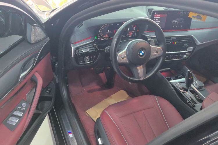 Used BMW 5 Series 2022 Second Facelift 530Li Leading Edition M Sport Package
