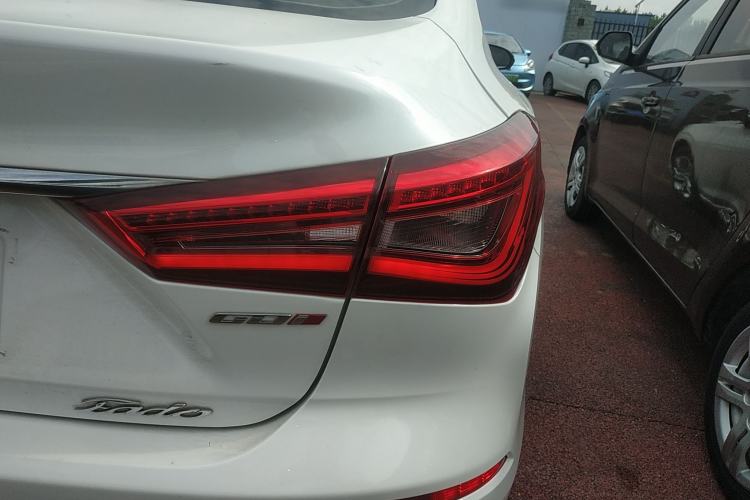 Used CHANGAN Eado 2019 High-Energy Edition 1.6L GDI Manual Pioneer Model China VI Standard Right Rear Taillight