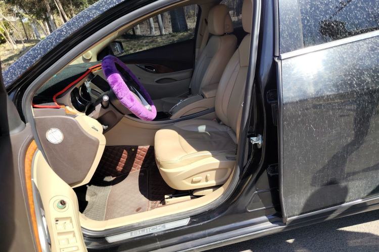 Used Buick LaCrosse 2012 2.4L SIDI Elegant Edition Left Front Seat