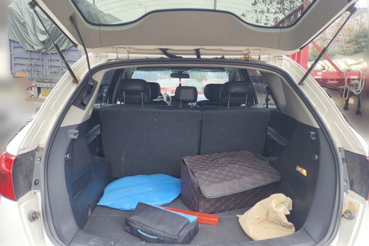 Used Luxgen Great 7 SUV 2013 Limited-Edition Sharp Model 2.2T Two-Wheel-Drive Smart Version