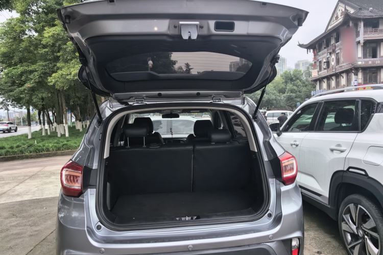 Used Land X2 2017 1.6L Automatic Jingrui Edition
