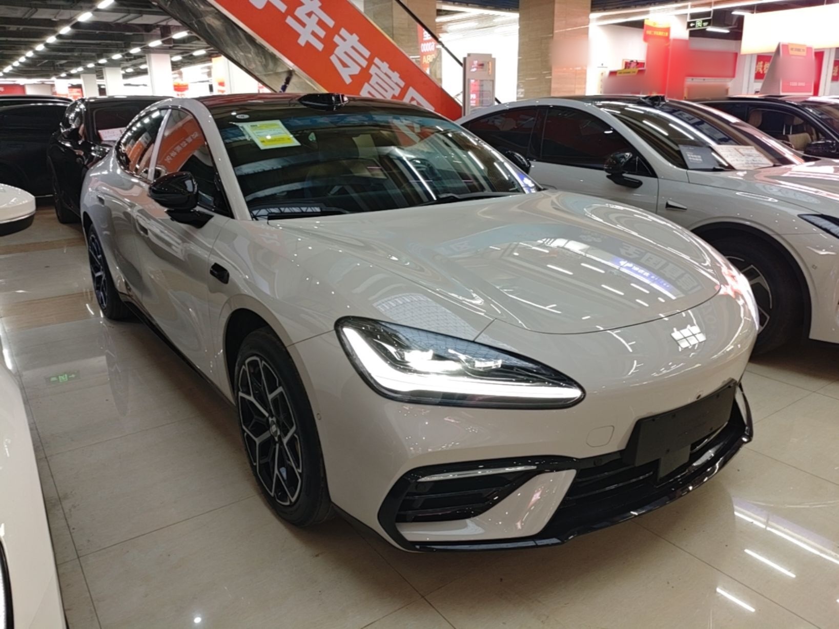 Geely Galaxy TT 2026 Model 640 Rear-Drive Flagship — снимка 3