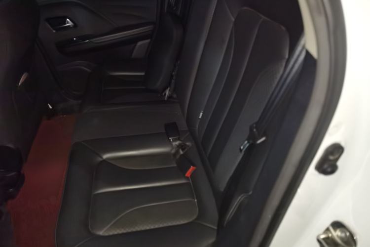 Used ORA iQ 2018 High-Range Version Smart Connectivity Model
