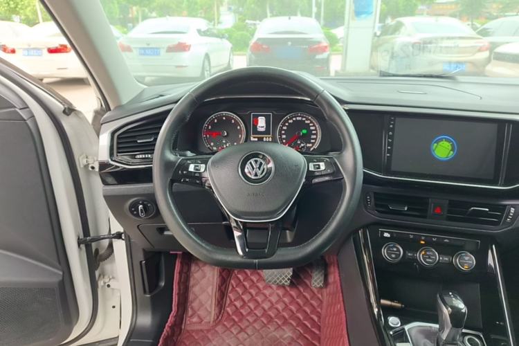 Used Volkswagen Tayron 2019 330TSI Two-Wheel Drive Luxury Model China VI Standard
