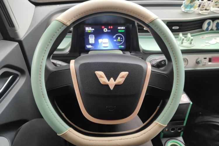 Used Wuling Hongguang MINIEV 2022 Macaron Premium Model – Lithium Ternary Battery