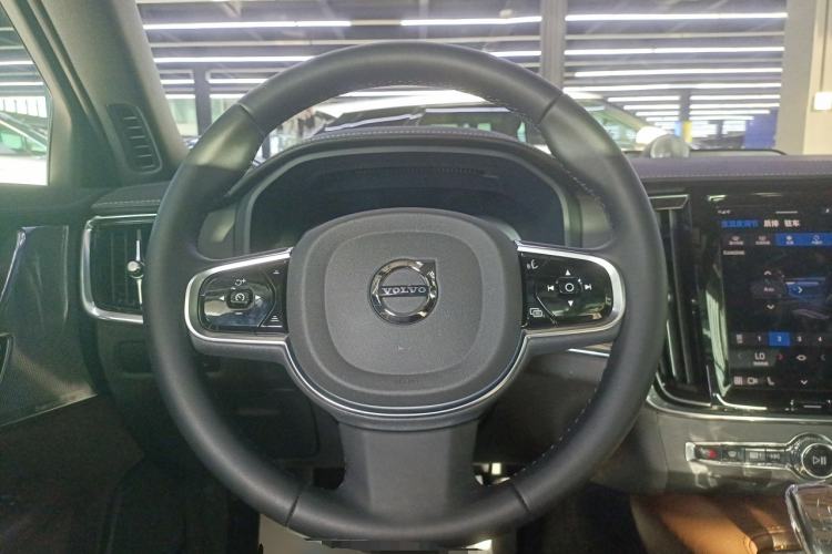Used Volvo S90 New Energy 2024 Plug-in Hybrid Four-Wheel Drive Long-Range Luxury Smart Edition Steering Wheel