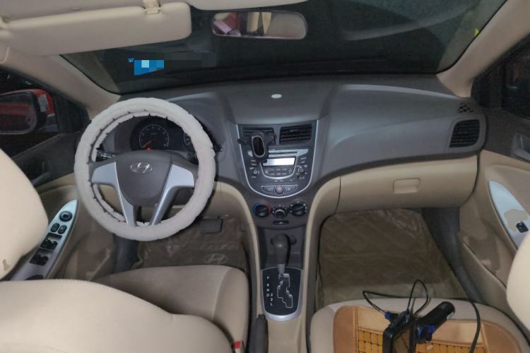 Used Hyundai Verna (older generation) 2010 Sedan 1.4L Automatic Comfort Model GS
