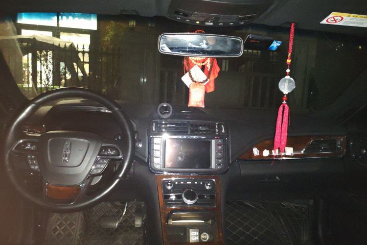 Used Lincoln Continental 2019 2.0T Two-Wheel Drive Prestige Version China VI Standard
