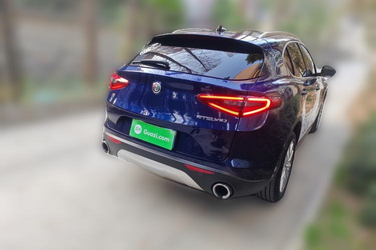 Used Alfa Romeo Stelvio 2017 2.0T 200HP Luxury Edition