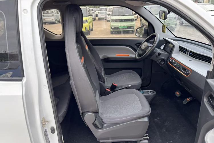 Used Wuling Hongguang MINIEV 2020 Zizai Version Lithium-NMC Right Front Seat