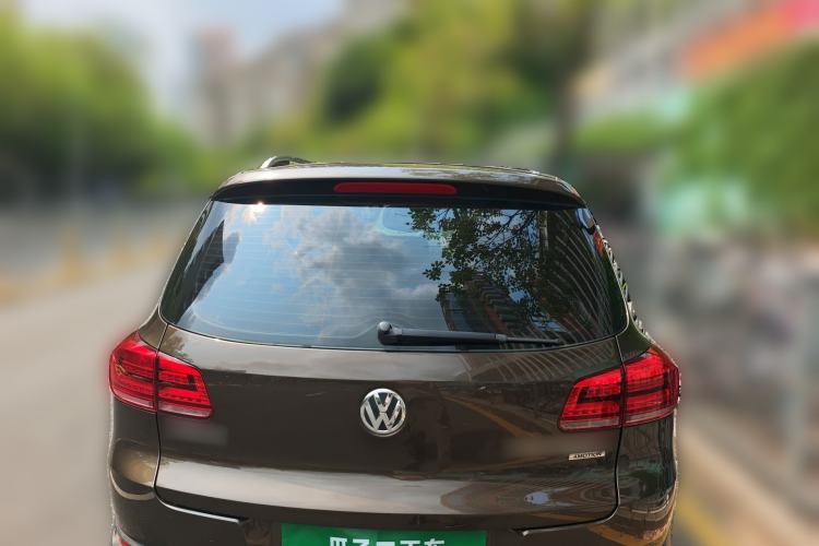 Used Volkswagen Tiguan 2013 1.8 TSI Automatic All-Wheel Drive Luxury Model Trunk