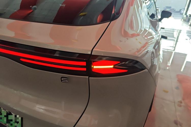 Used Deepal S05 2024 510 Plus Pure Electric Version Right Rear Taillight