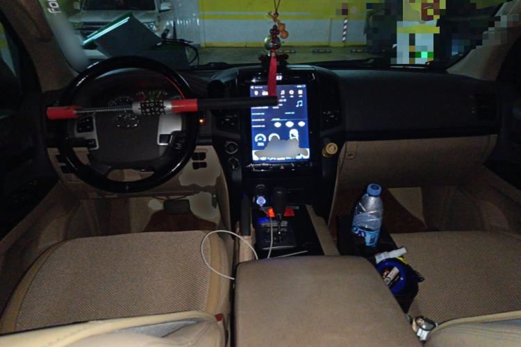 Used Toyota Land Cruiser 
