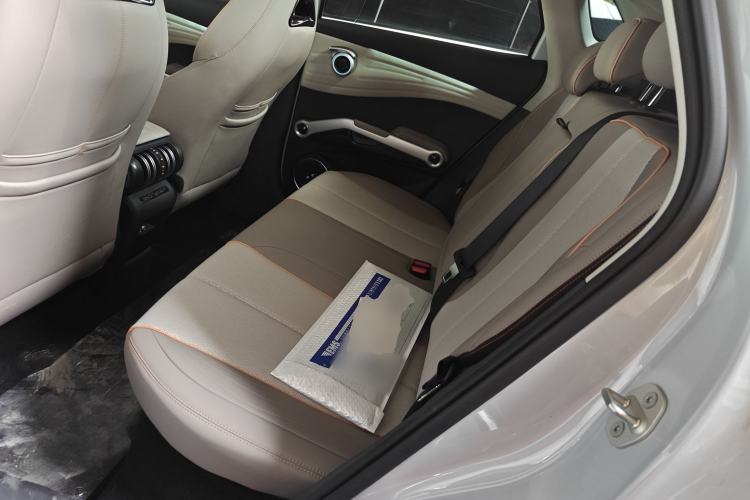 Used BYD Yuan PLUS 2024 Honor Edition 430KM Beyond Model
