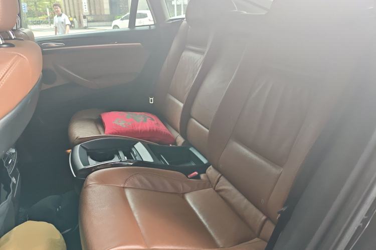 Used BMW X6 2009 xDrive35i Left Rear Seat