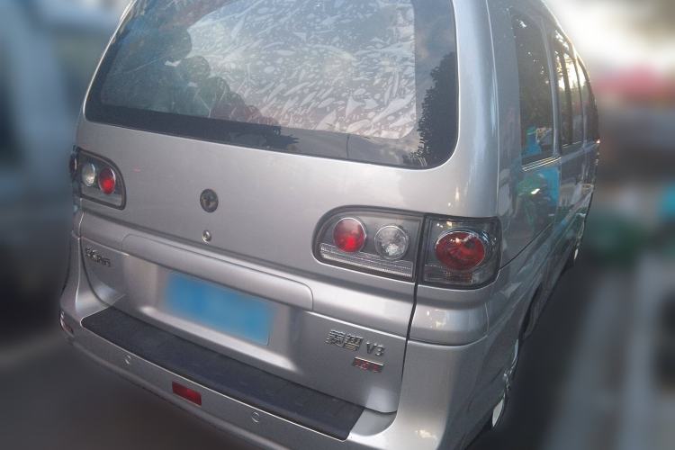 Used FORTHING Lingzhi 2016 V3 1.5L 7-Seater Standard Model China V Emission Standard