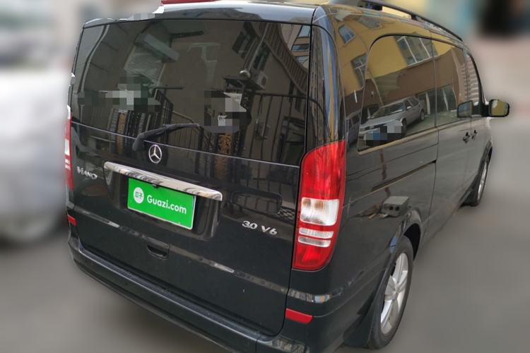 Used Mercedes-Benz Viano 2013 3.0L Comfort Edition
