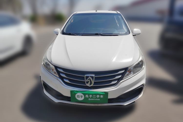 Used Baojun 310 2016 1.2L manual Comfort trim level Front