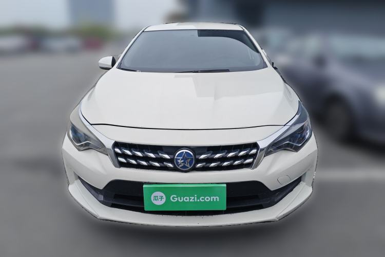 Used Venucia D60 2020 1.6L Entry Manual Comfort Edition Front