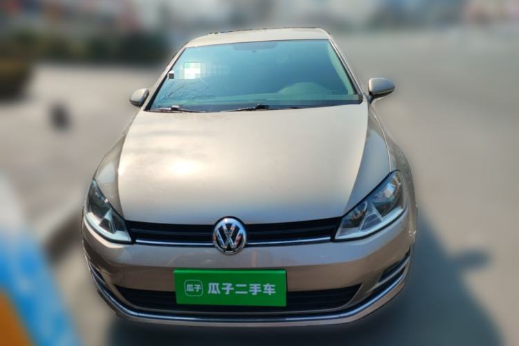 Used Volkswagen Golf 2016 1.6L Automatic Fashion Model
