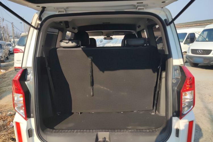 Used Wuling Hongguang PLUS 2019 1.5T Manual Luxury 7-Seater
