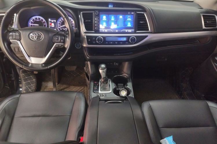 Used Toyota Highlander 2018 2.0T Four-Wheel Drive Luxury Version 7 Seats China VI Standard
