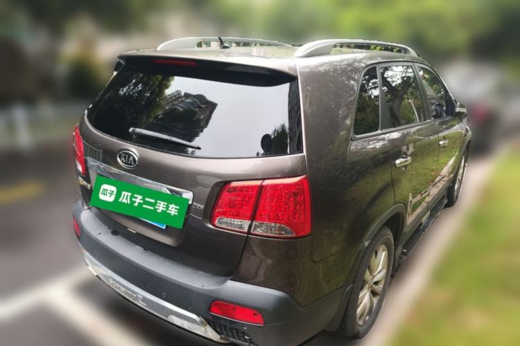 Used Kia Sorento 2012 2.4L Gasoline Supreme Edition Rear Right 45 Deg