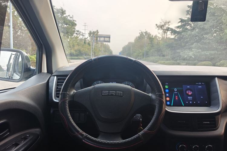 Used Jinbei Gold Hiace M Classic 2024 1.5L Engineering Lion Passenger Vehicle 6 Seats