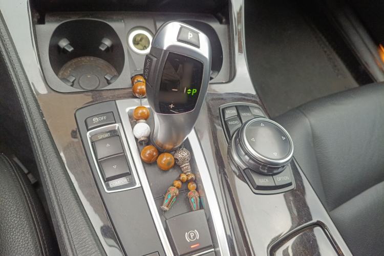 Used BMW 5 Series 2013 535Li Leading Model