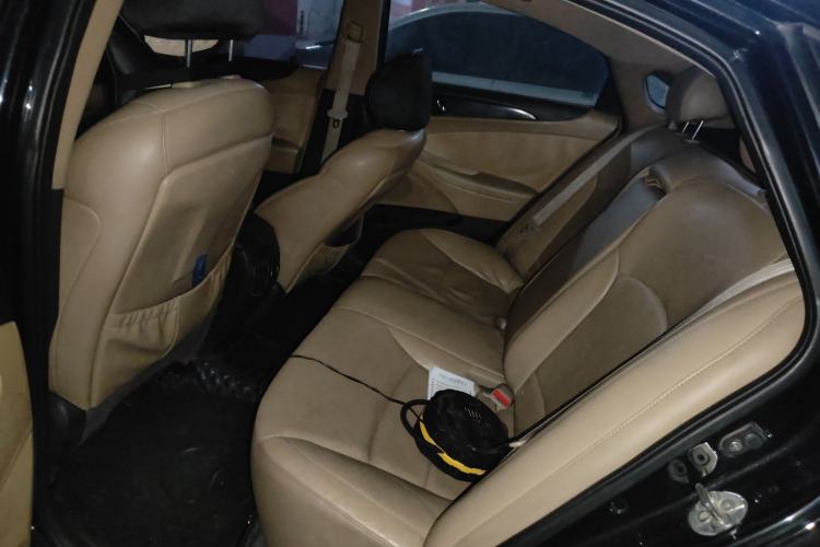 Used Hyundai Sonata 2011 2.0L Automatic Luxury Edition
