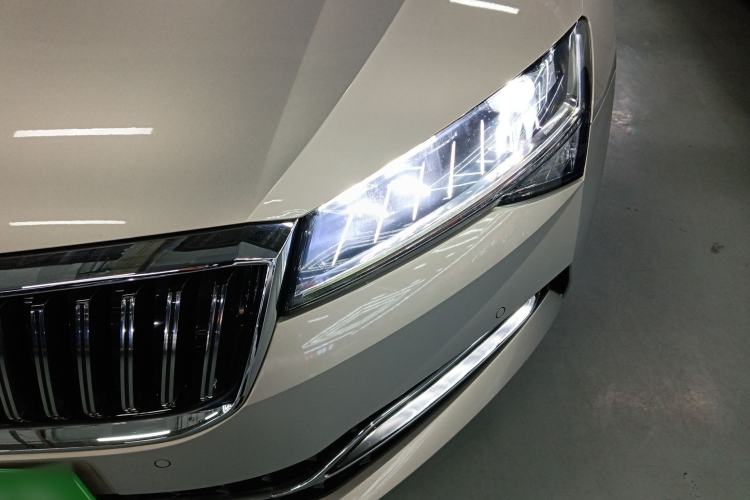 Used Skoda Superb 2019 TSI280 DSG Comfort Edition Left Front Headlight