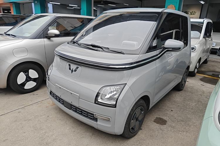 Used Wuling Air ev 2023 - Four Seats - Standard Edition