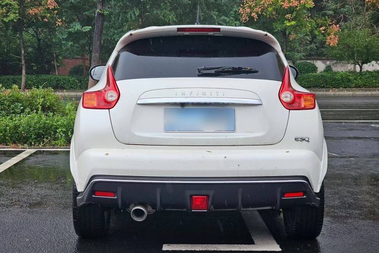 Used Infiniti ESQ 2014 1.6L Spontaneous Edition
