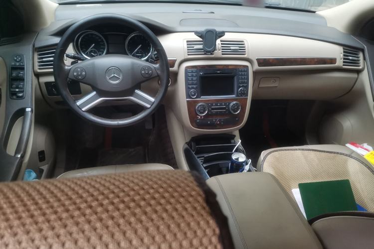 Used Mercedes-Benz R-Class 2011 R 350 L 4MATIC